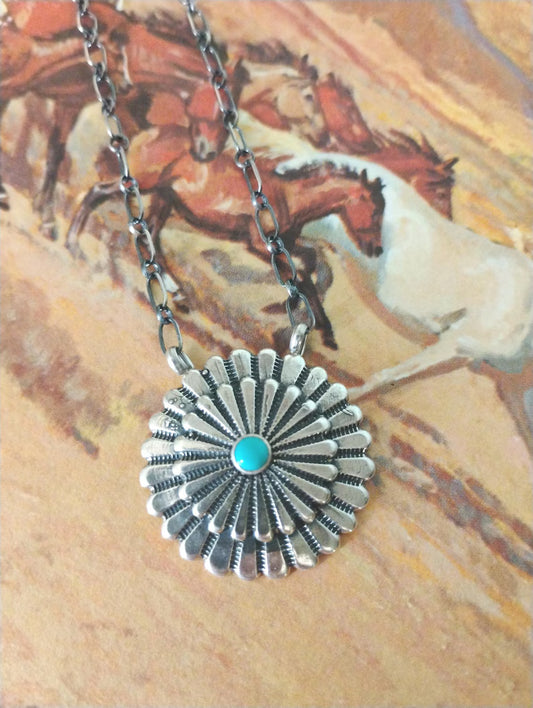 Sheldon Mariano round pendant necklace