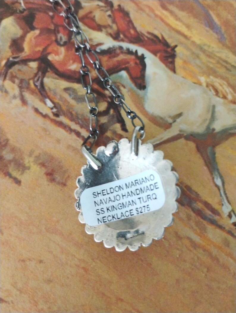 Sheldon Mariano round pendant necklace