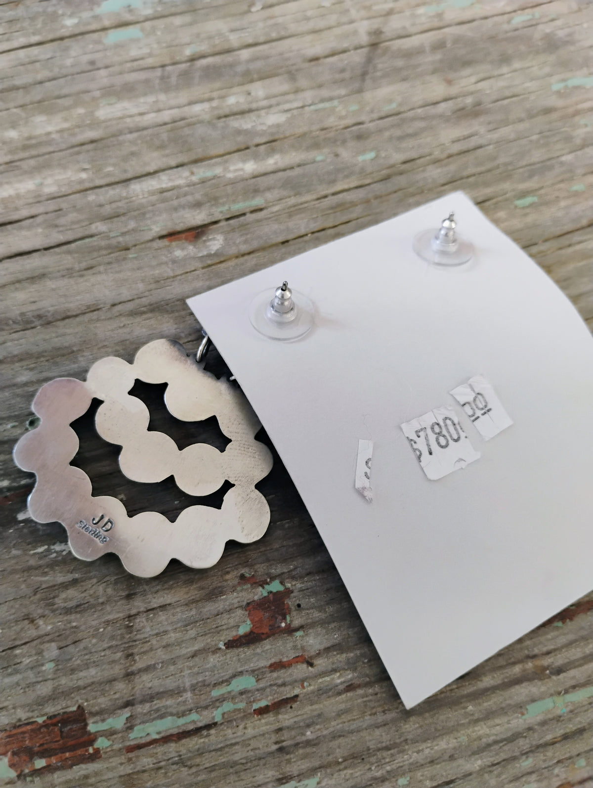 Chandelier earrings