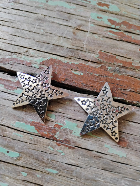 Stamped star earrings