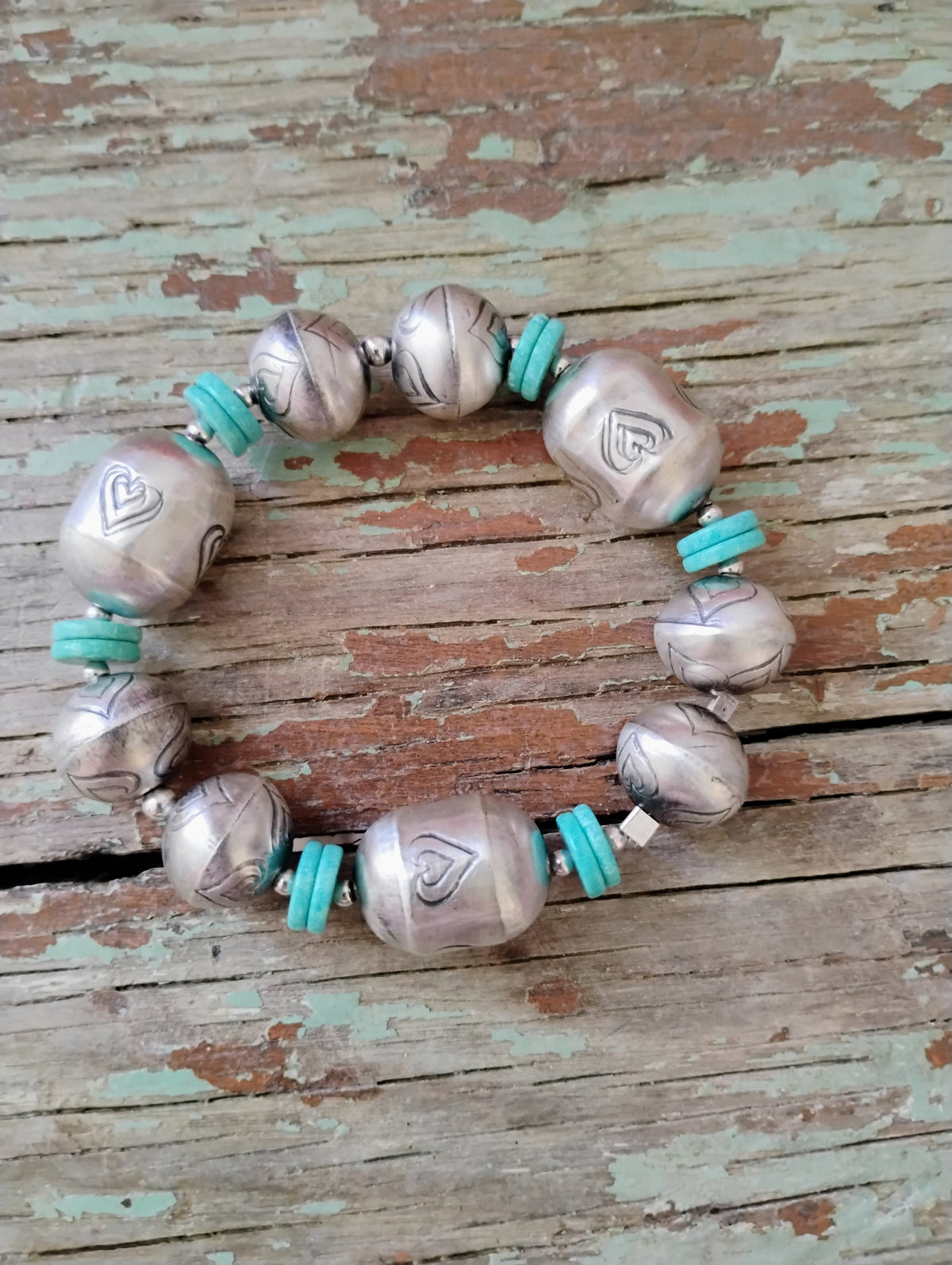 Stretchy pearls